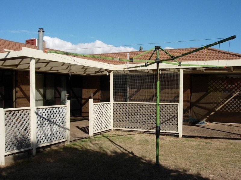 19 Goodrington Way, Moana SA 5169