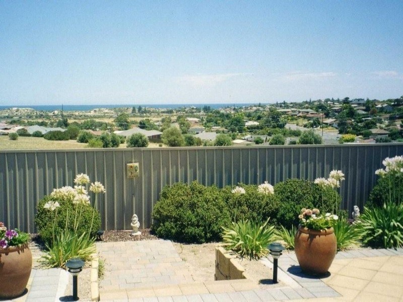 16 Deane Avenue, Noarlunga Downs SA 5168