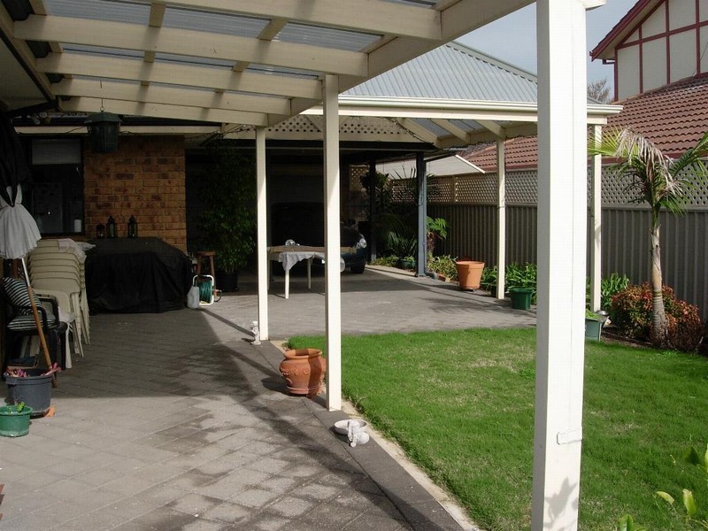 6 Partalunga Circuit, Woodcroft SA 5162