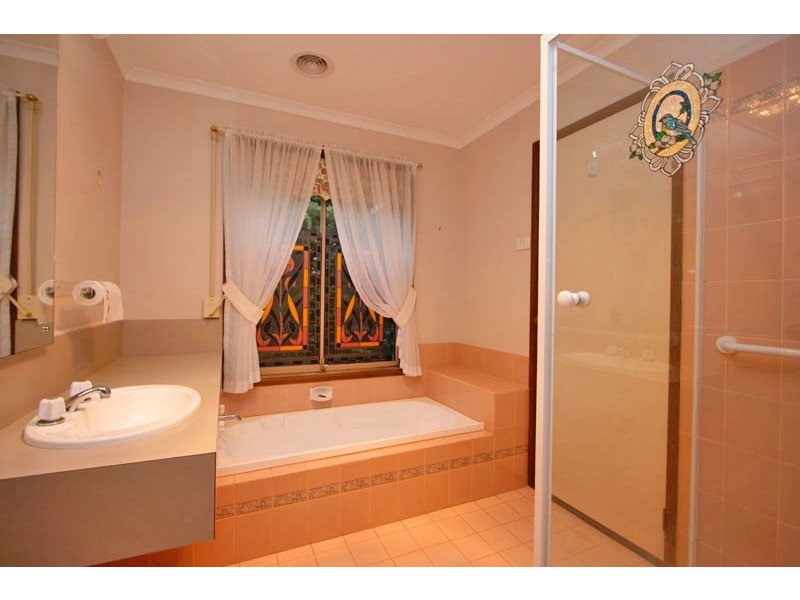 5 Bachmann Avenue, Old Reynella SA 5161