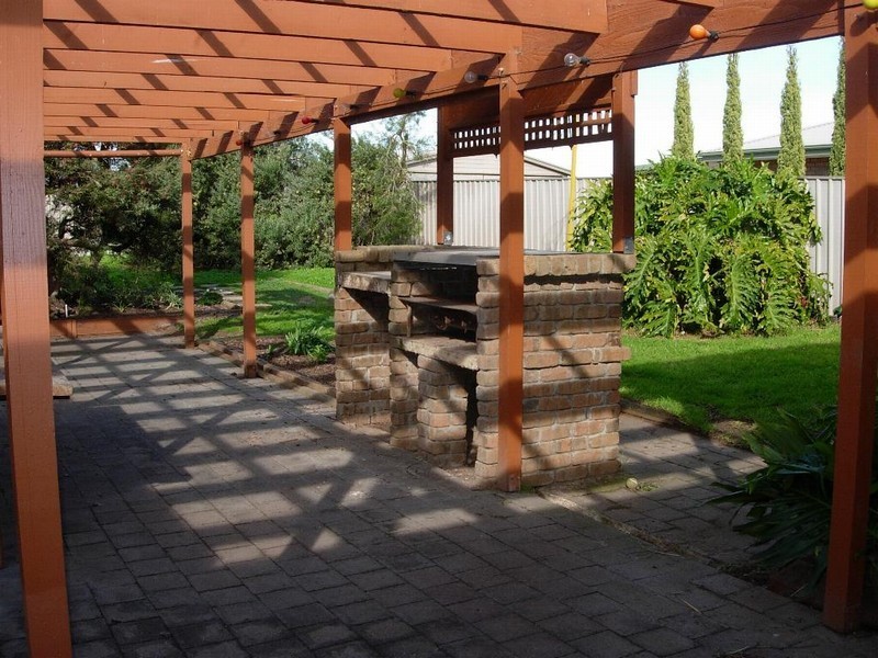 54 Vine Street, Mclaren Vale SA 5171