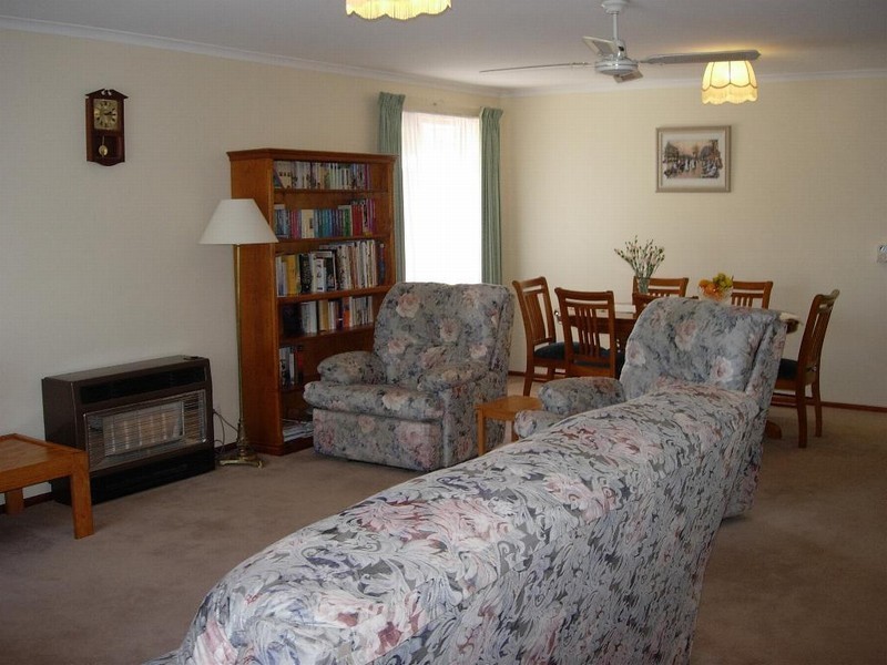 18 Diosma Drive, Morphett Vale SA 5162