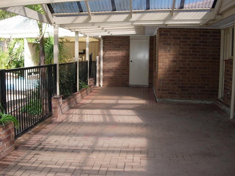 8 Stone Bridge Drive, Onkaparinga Hills SA 5163