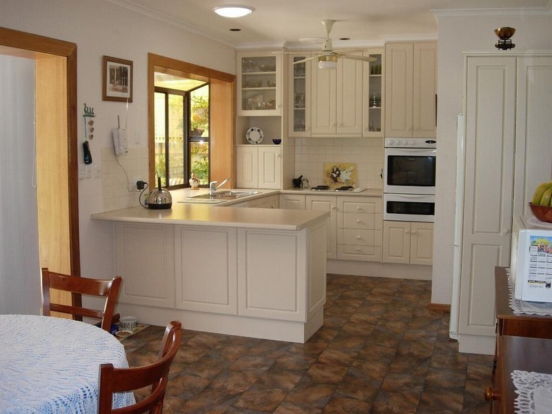 31 Chatswood Crescent, Kidman Park SA 5025