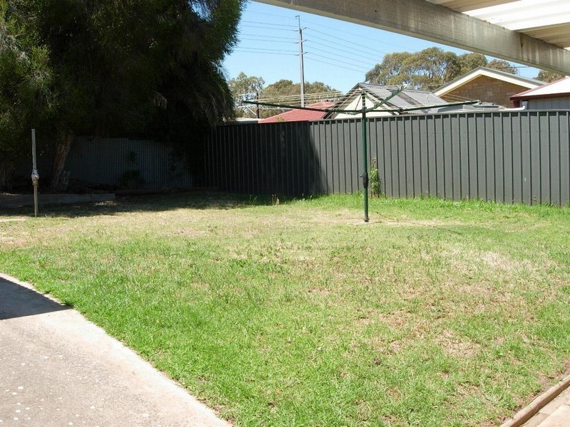 4 Eva Street, Morphett Vale SA 5162