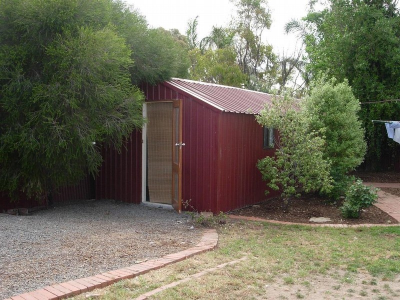 1 Sugarbush Road, Reynella SA 5161
