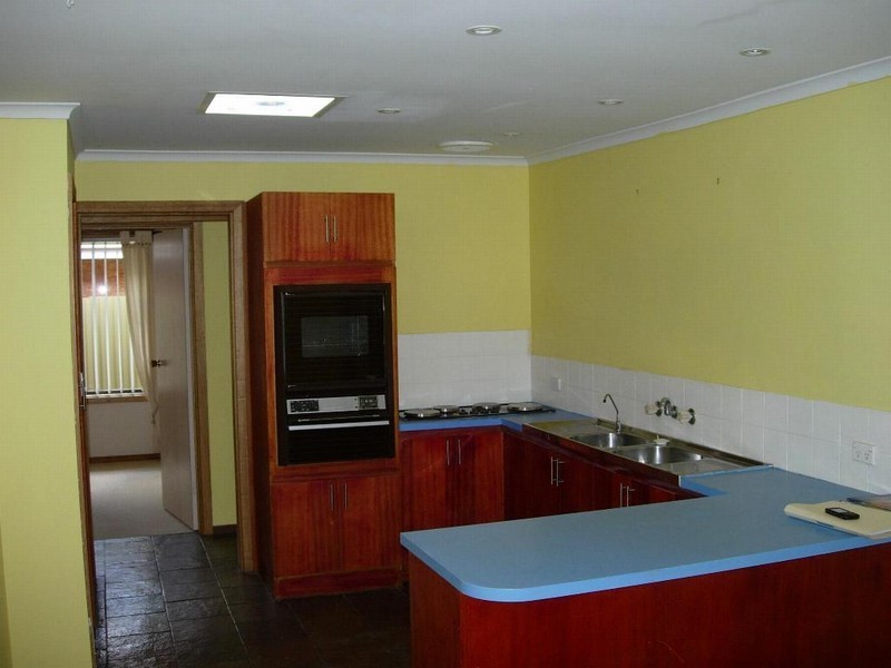 16 Ellis Avenue, Morphett Vale SA 5162