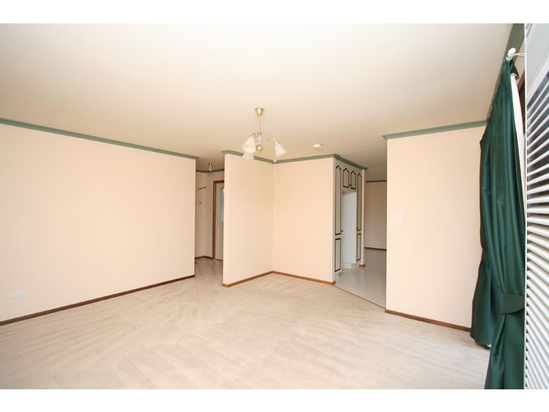 1 Gibson Court, Woodcroft SA 5162