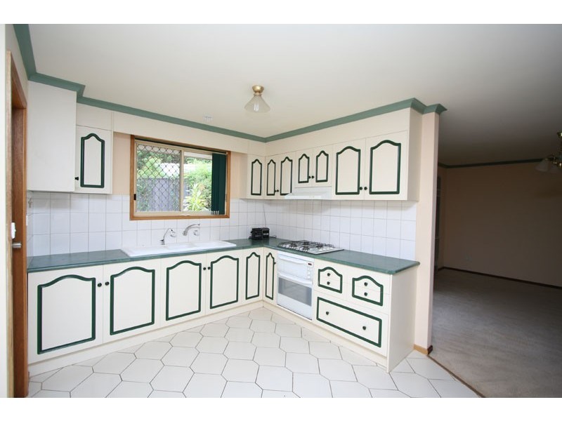 1 Gibson Court, Woodcroft SA 5162