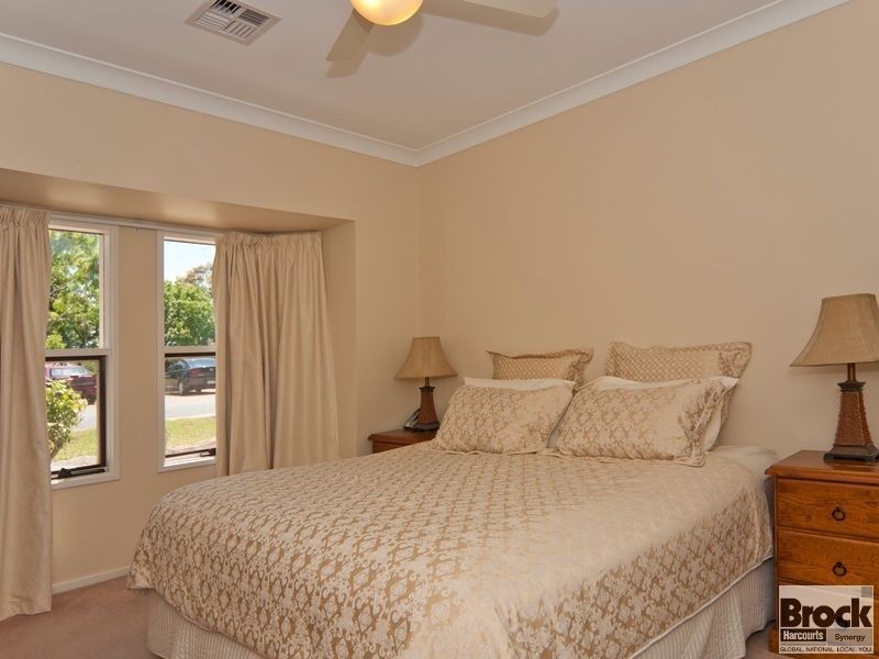 10 Howell Place, Wynn Vale SA 5127