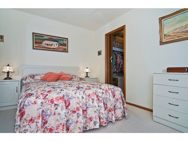 28 Burford Crescent, Redwood Park SA 5097