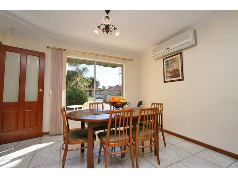 19 Carpenter Road, Parafield Gardens SA 5107