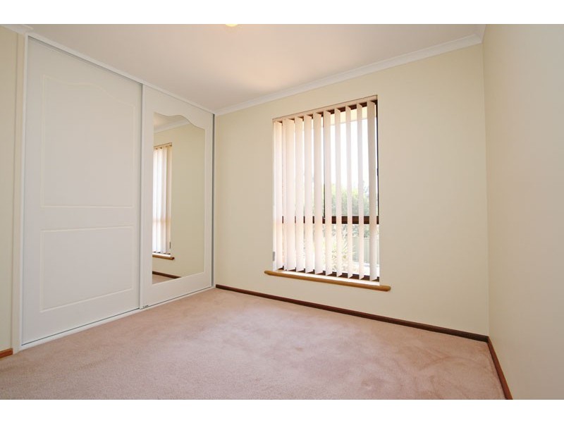 8 Taranaki Court, Greenwith SA 5125