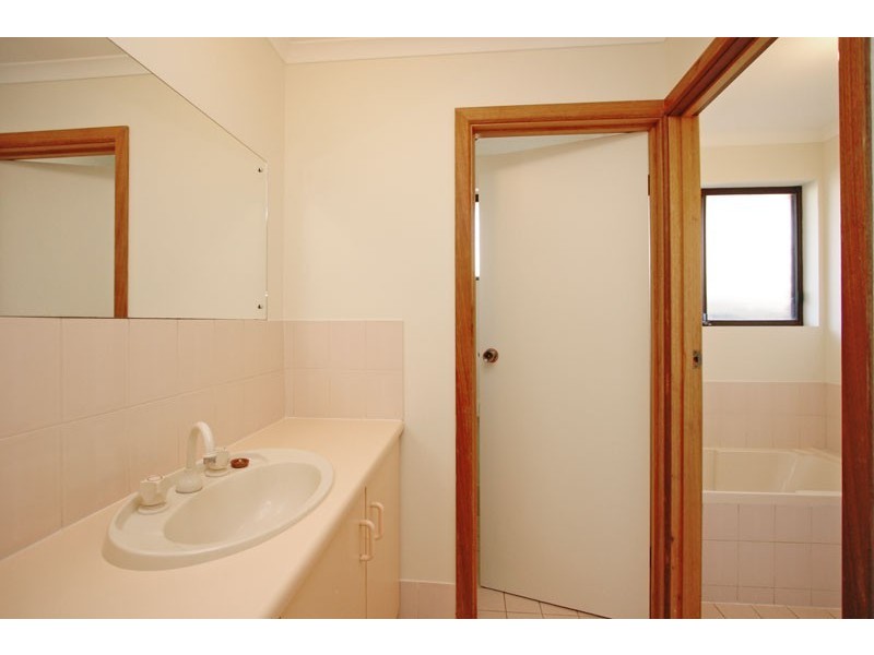 8 Taranaki Court, Greenwith SA 5125