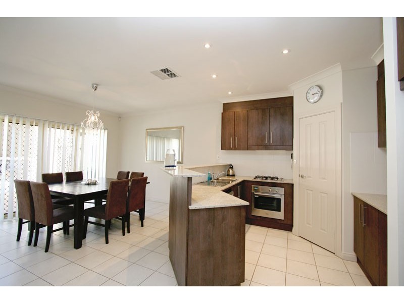 13 The Strand, Mawson Lakes SA 5095