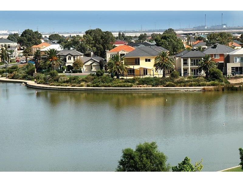 9 Mckinlay Court, Mawson Lakes SA 5095