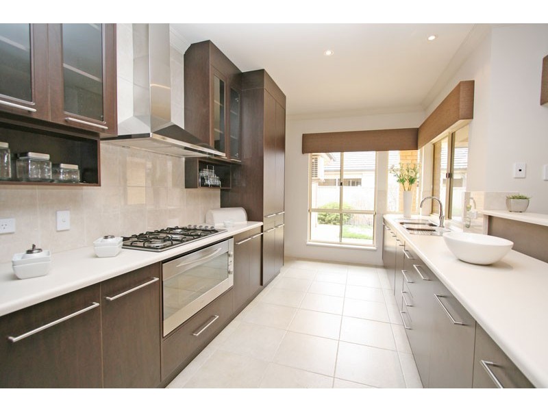 16 Springbank Boulevard, Burton SA 5110