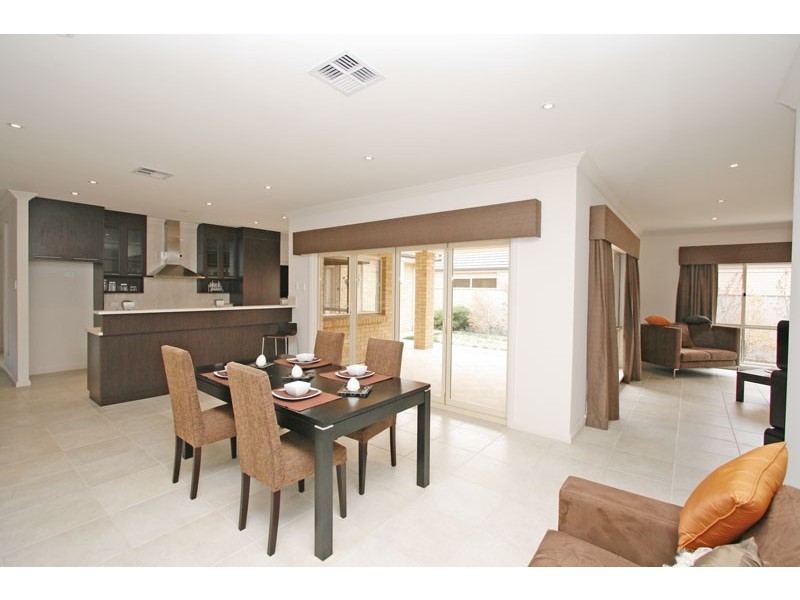 16 Springbank Boulevard, Burton SA 5110