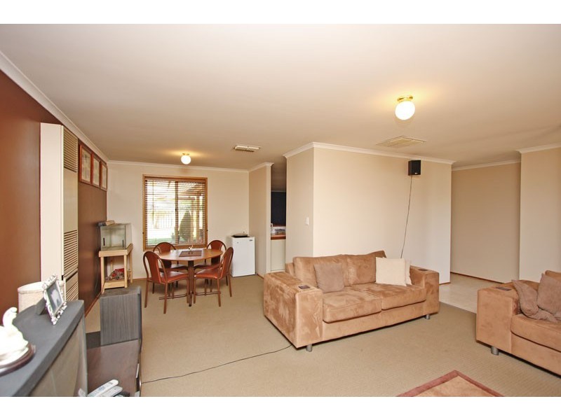 14 Grace Avenue, Andrews Farm SA 5114