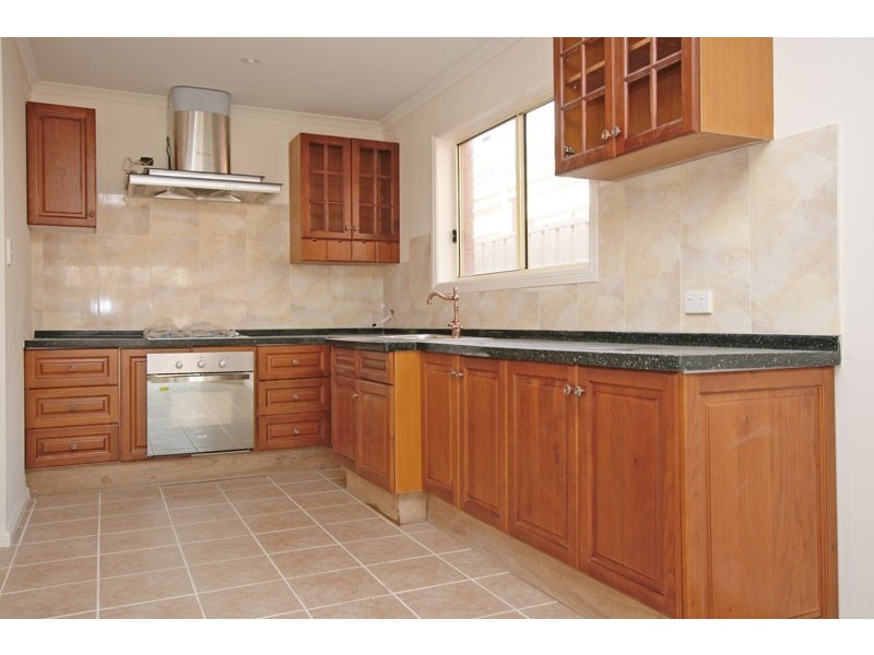 2/136 Commercial Road, Salisbury SA 5108