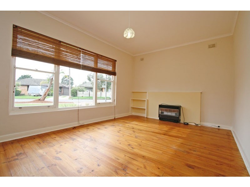 21 Suffolk Avenue, Brahma Lodge SA 5109