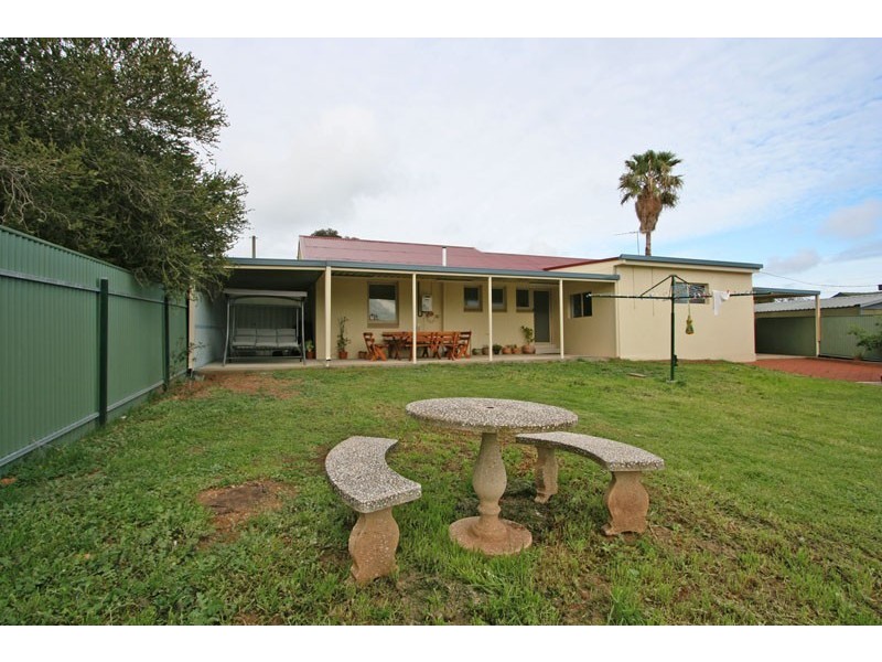 6 Yanego Road, Ingle Farm SA 5098