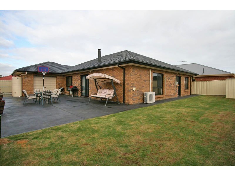 19 Newhaven Terrace, Burton SA 5110
