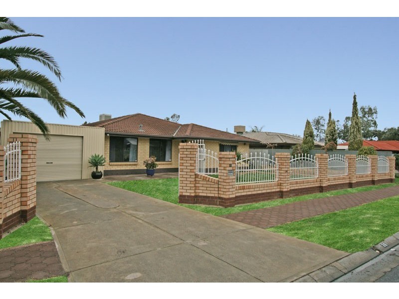 26 Maguire Crescent, Burton SA 5110