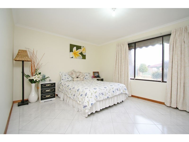 26 Maguire Crescent, Burton SA 5110