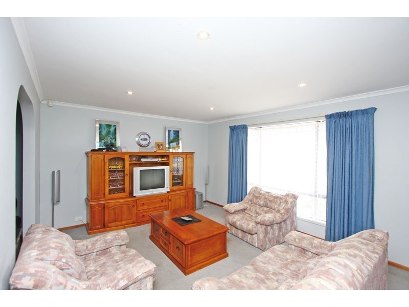 10 Horsens Way, Parafield Gardens SA 5107