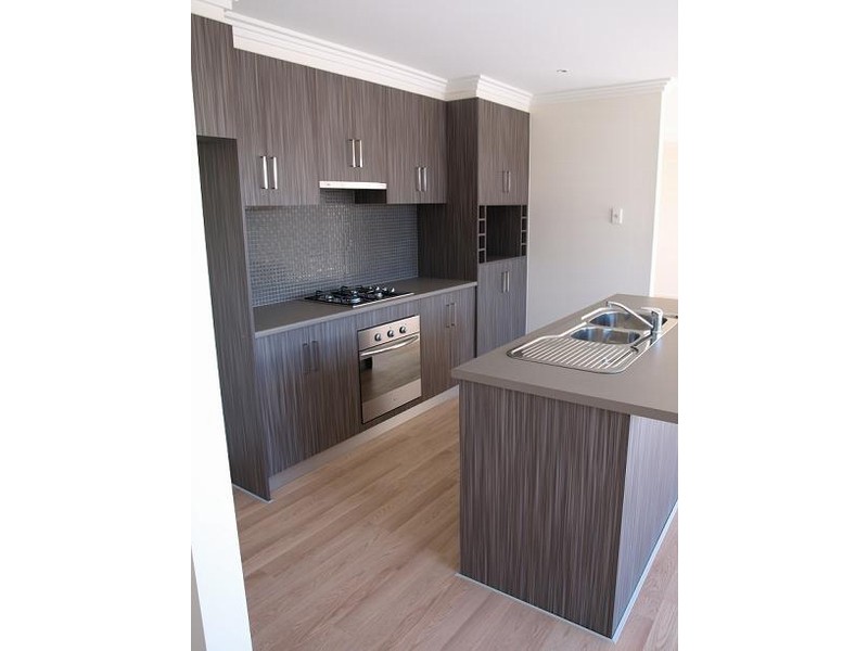 2/53-55 Fenden Road, Salisbury Plain SA 5109