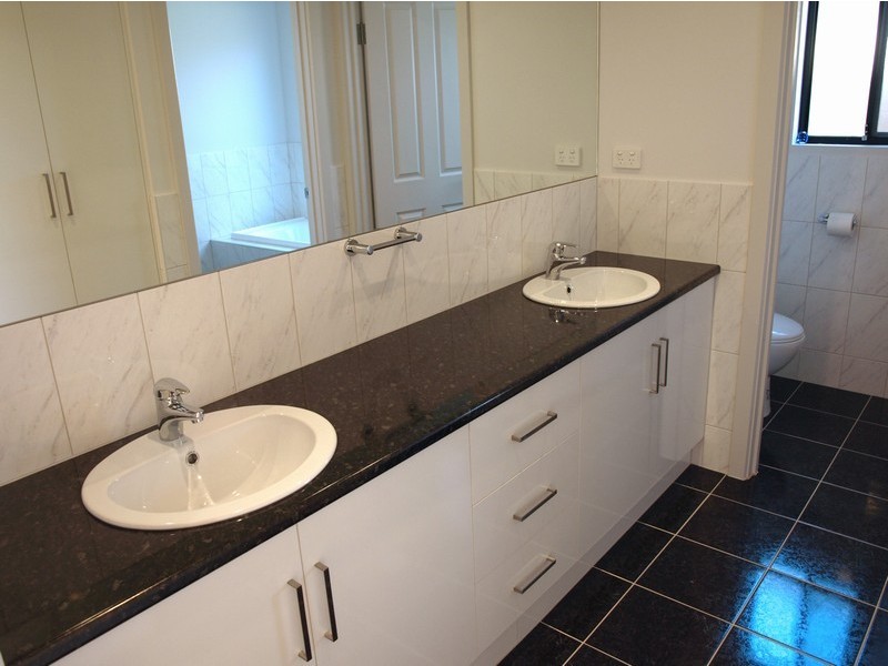 2/53-55 Fenden Road, Salisbury Plain SA 5109