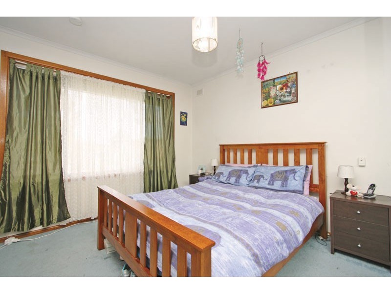 16 Balmoral Road, Salisbury East SA 5109