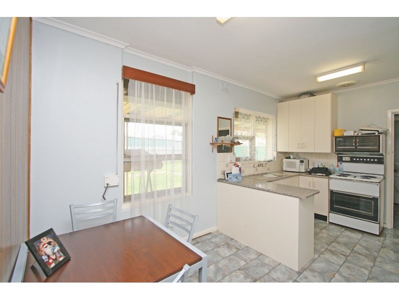 8 Weerana Road, Salisbury Plain SA 5109
