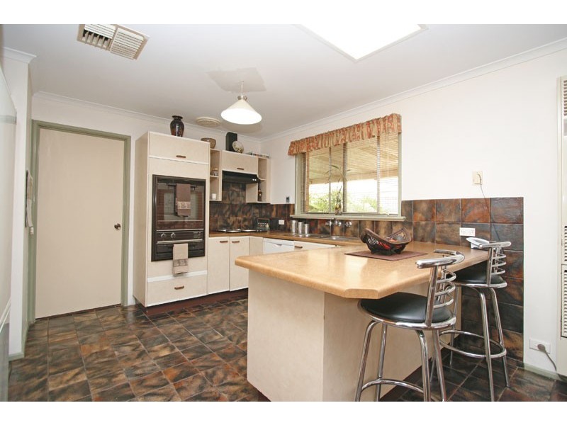 2 Munro Court, Salisbury Heights SA 5109