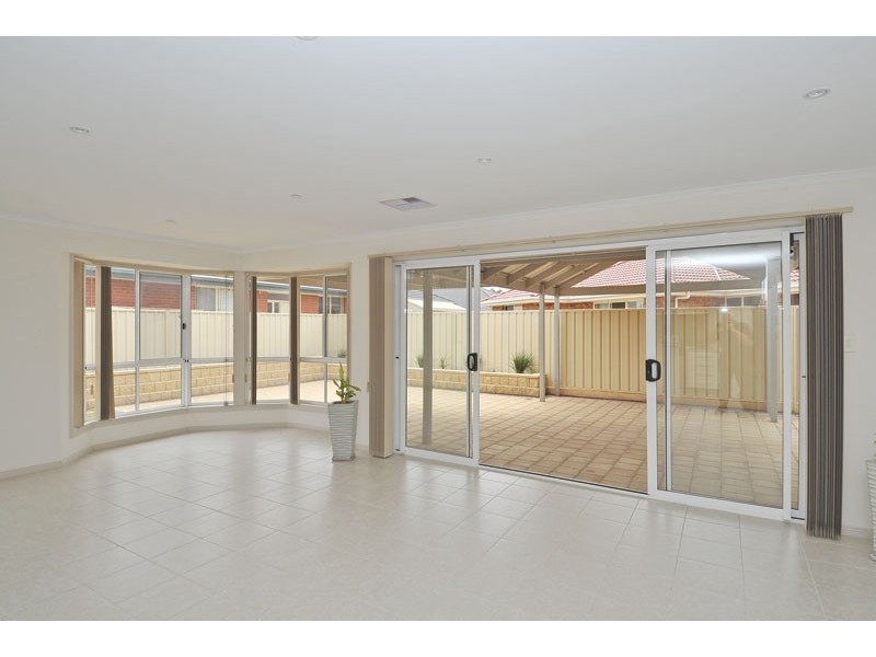 5 Lakeridge Circuit (Springbank Waters), Burton SA 5110