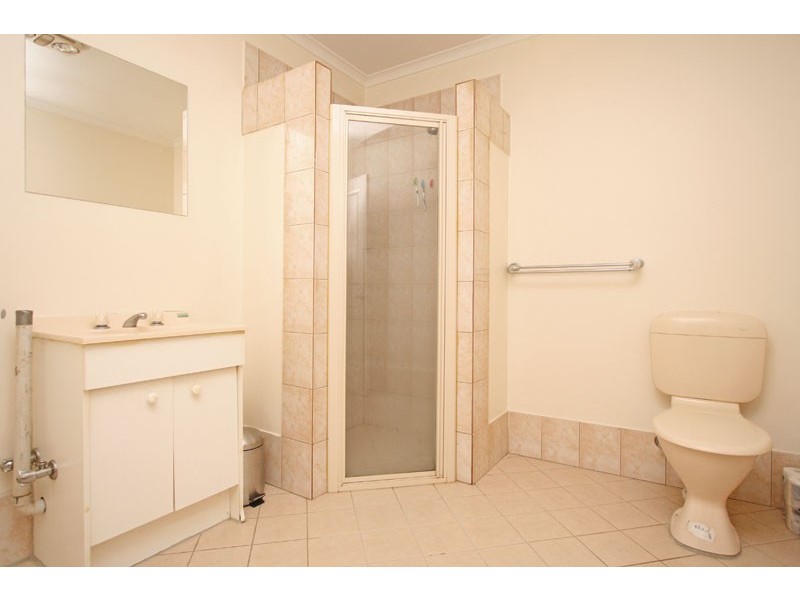 21 Rollison Road, Elizabeth Vale SA 5112
