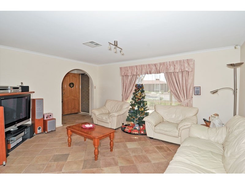 97 Magdalena Crescent, Paralowie SA 5108