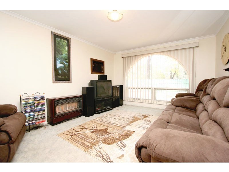 17 Camelot Drive, Paralowie SA 5108