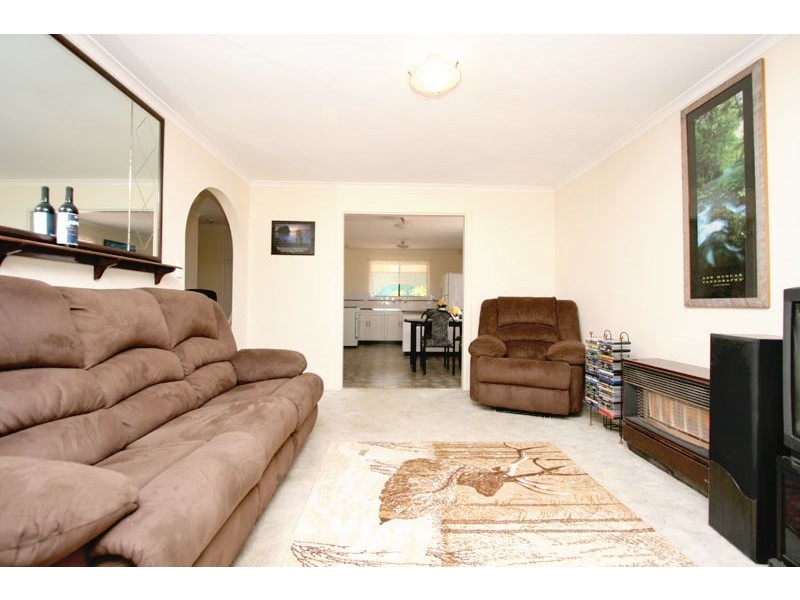 17 Camelot Drive, Paralowie SA 5108