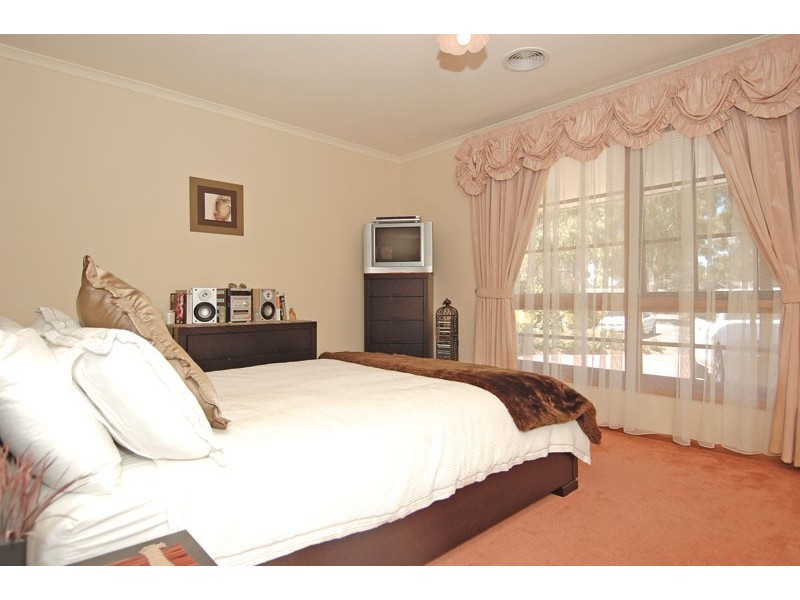 7 Martinvine Court, Salisbury Park SA 5109