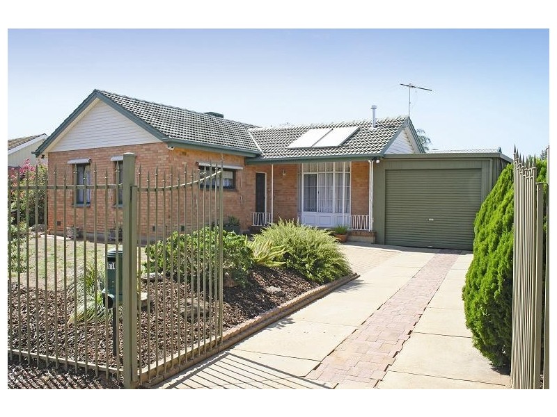 11 Boronia Crescent, Elizabeth Vale SA 5112