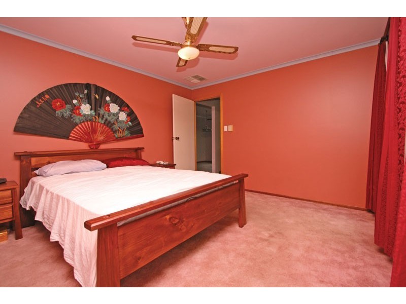 12 McGahan Crescent, Gawler East SA 5118