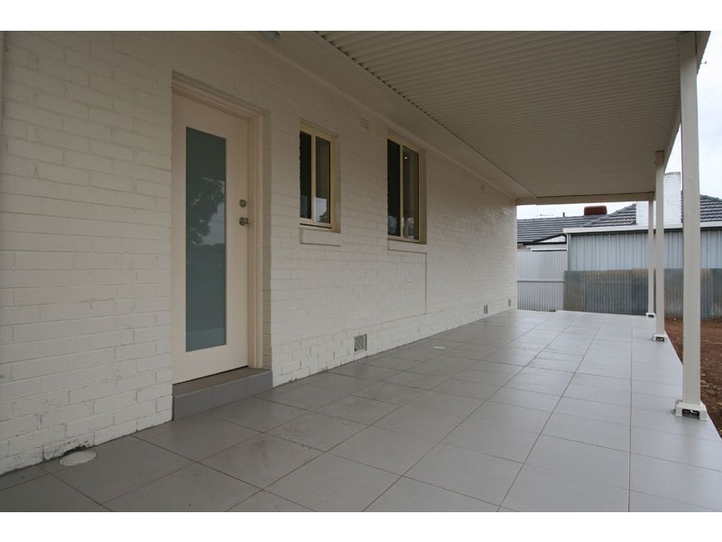 72 Northampton Crescent, Elizabeth East SA 5112