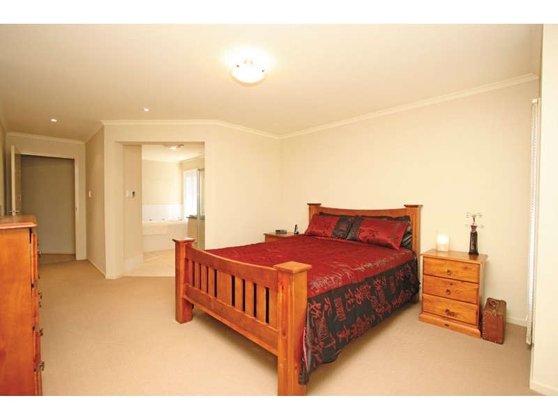 31 Northwater Way, Burton SA 5110