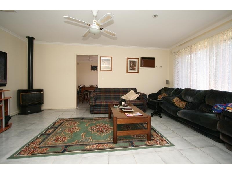 16 Lorinya Road, Salisbury Park SA 5109