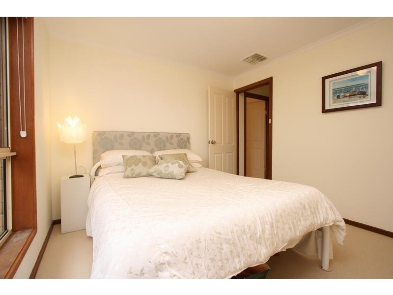 11 Teresa Court, Paralowie SA 5108