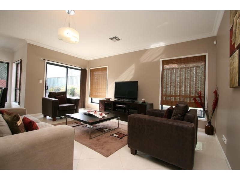 5 The Mews, Mawson Lakes SA 5095