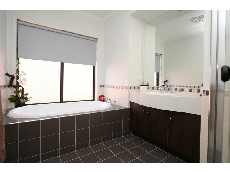 5 The Mews, Mawson Lakes SA 5095