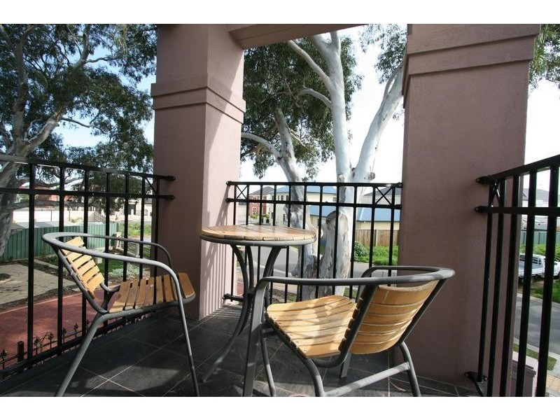 5 The Mews, Mawson Lakes SA 5095